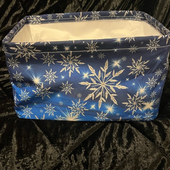 Snowflake Bag - Picture 2 of 3